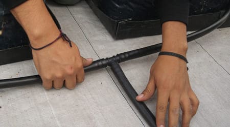 Conector en T, pieza de conexión, conector en forma de T, accesorio de unión, adaptador en T, empalme de manguera, unión en T, pieza de unión, acople en T, conector para riego, conector para manguera, conector poliducto, accesorio para tubo PE, acople de riego