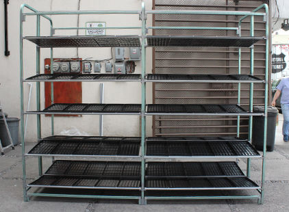 Guía para armar el rack (anaquel) para F.V.H.